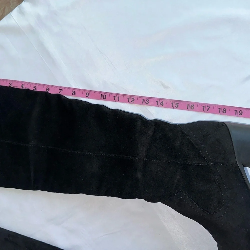 BLACK BOOTS - Picture 2 of 7